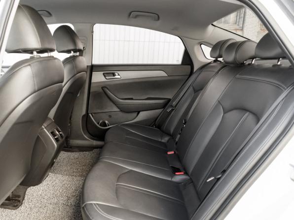 Hyundai Sonata VII (LF) Рестайлинг с пробегом 2018 года, цена 1 735 000 рублей, 146921 км, седан, Автокод Объявления