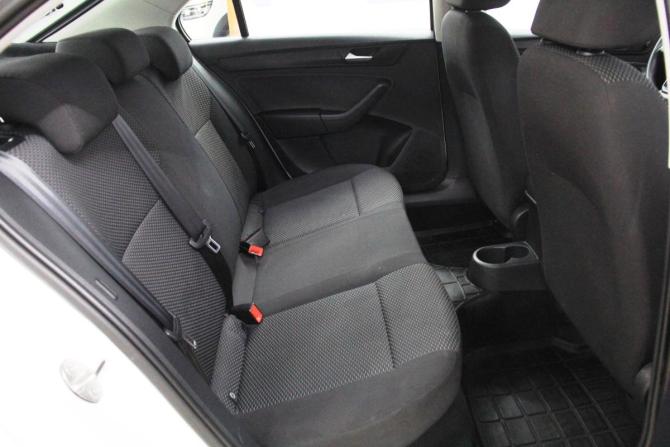 Volkswagen Polo VI с пробегом 2022 года, цена 1 597 700 рублей, 104697 км, лифтбек, Автокод Объявления