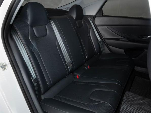 Hyundai Elantra VII (CN7) с пробегом 2023 года, цена 2 148 000 рублей, 28000 км, седан, Автокод Объявления