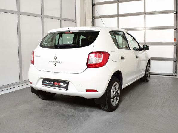 Renault Sandero II с пробегом 2014 года, цена 649 995 рублей, 92610 км, хэтчбек, Автокод Объявления