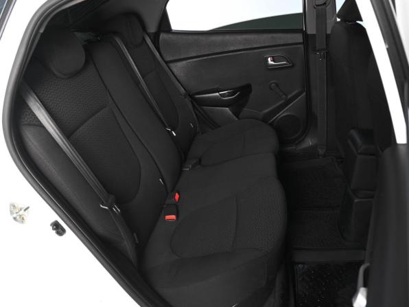 Kia Rio III Рестайлинг с пробегом 2016 года, цена 939 000 рублей, 173742 км, седан, Автокод Объявления