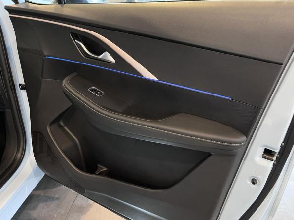 Omoda C5 I с пробегом 2023 года, цена 1 937 000 рублей, 45973 км, внедорожник, Автокод Объявления