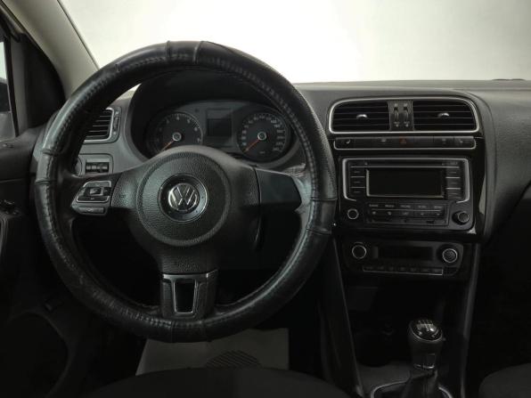 Volkswagen Polo V с пробегом 2014 года, цена 630 000 рублей, 246769 км, седан, Автокод Объявления