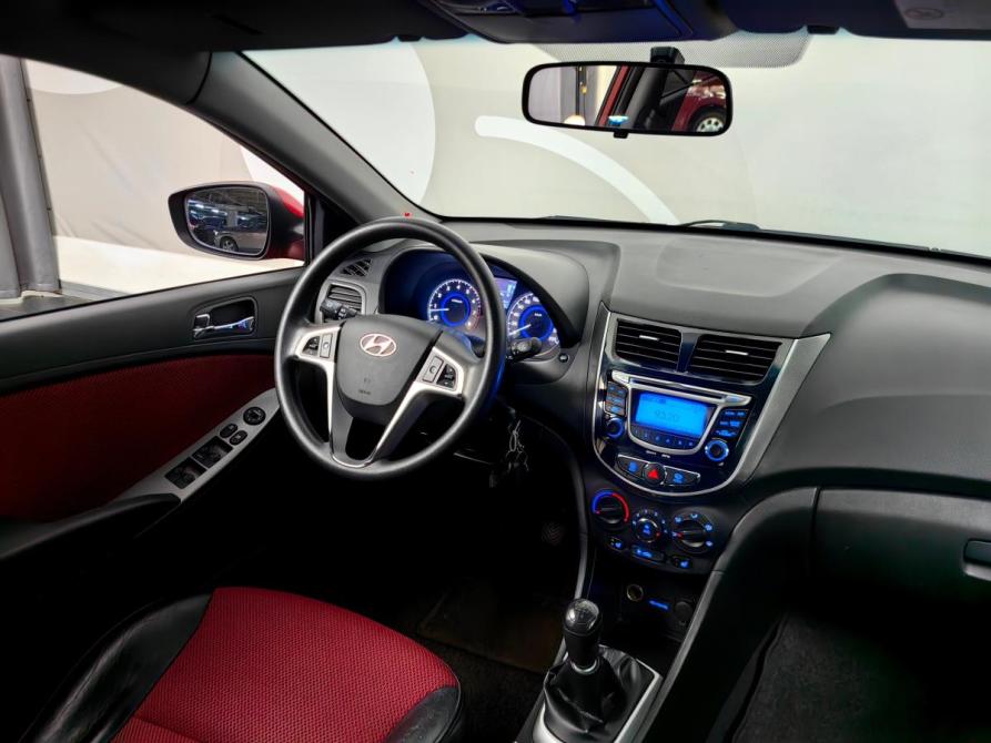 Hyundai Solaris I Москва  - изображение 7