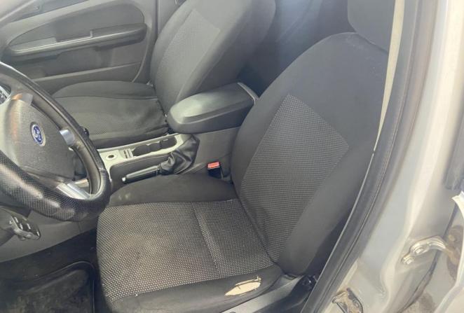 Ford Focus II Рестайлинг с пробегом 2010 года, цена 410 000 рублей, 350000 км, седан, Автокод Объявления