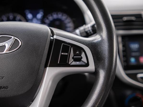 Hyundai Solaris I с пробегом 2013 года, цена 869 000 рублей, 175715 км, седан, Автокод Объявления