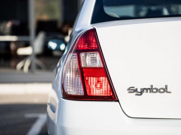 Renault Symbol I Рестайлинг 2 с пробегом 2007 года, цена 320 000 рублей, 182344 км, седан, Автокод Объявления