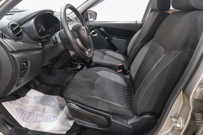 Lada (ВАЗ) Granta I Рестайлинг с пробегом 2019 года, цена 599 000 рублей, 300400 км, седан, Автокод Объявления