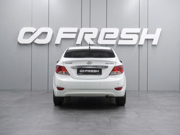Hyundai Solaris I с пробегом 2013 года, цена 799 000 рублей, 192339 км, седан, Автокод Объявления