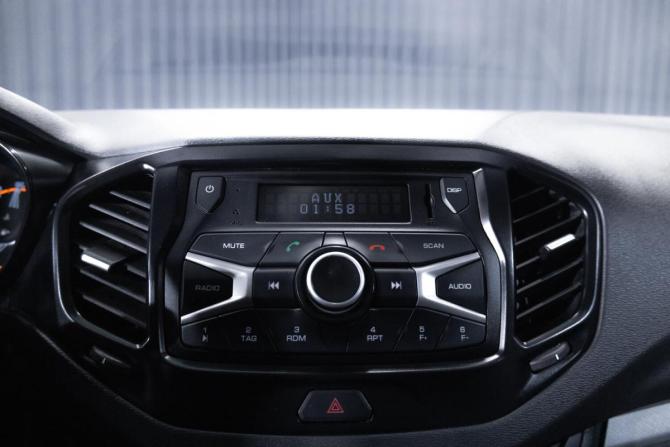 Lada (ВАЗ) Vesta I с пробегом 2021 года, цена 949 000 рублей, 101363 км, седан, Автокод Объявления