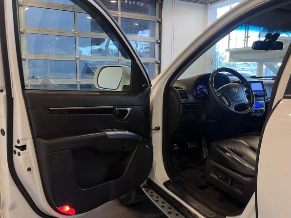 Hyundai Santa Fe II Рестайлинг с пробегом 2012 года, цена 1 447 000 рублей, 173080 км, внедорожник, Автокод Объявления