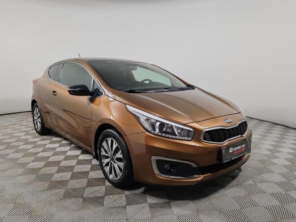 Kia Ceed II Рестайлинг с пробегом 2016 года, цена 1 329 000 рублей, 86513 км, хэтчбек, Автокод Объявления