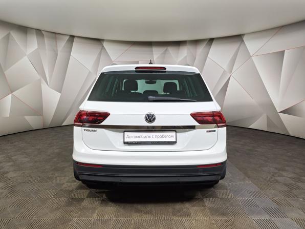 Volkswagen Tiguan II с пробегом 2018 года, цена 1 955 000 рублей, 180000 км, внедорожник, Автокод Объявления