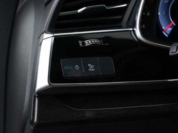 Audi Q8 I (4M) с пробегом 2019 года, цена 4 879 999 рублей, 190063 км, внедорожник, Автокод Объявления