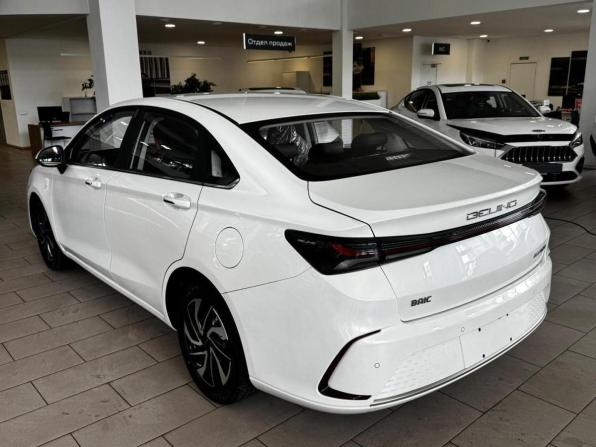 Новый BAIC U5 Plus 2024 года, цена 1 399 000 рублей, седан, Автокод Объявления