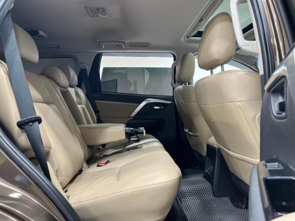 Mitsubishi Montero Sport III Рестайлинг с пробегом 2021 года, цена 4 499 000 рублей, 60000 км, внедорожник, Автокод Объявления