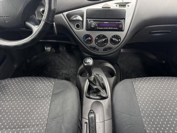 Ford Focus I Рестайлинг с пробегом 2004 года, цена 359 000 рублей, 238262 км, хэтчбек, Автокод Объявления