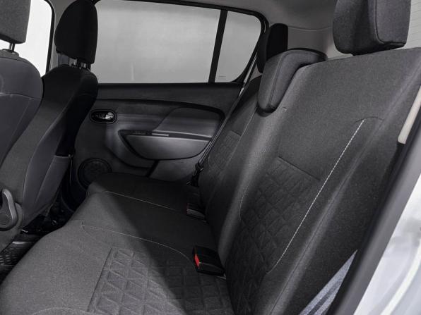 Renault Sandero II с пробегом 2018 года, цена 1 378 900 рублей, 16040 км, хэтчбек, Автокод Объявления