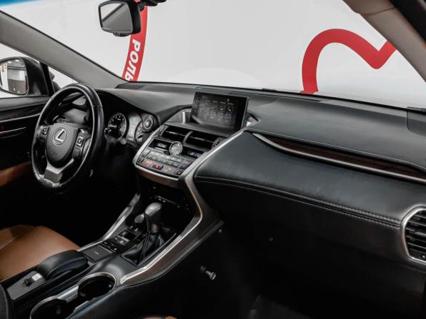 Lexus NX I с пробегом 2015 года, цена 2 680 000 рублей, 193900 км, внедорожник, Автокод Объявления