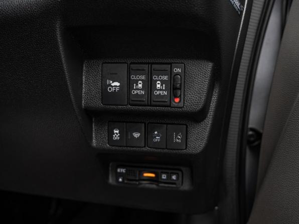 Honda Freed II с пробегом 2018 года, цена 1 680 000 рублей, 112520 км, компактвэн, Автокод Объявления