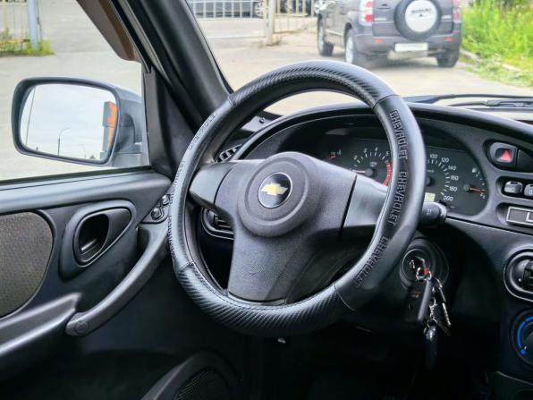 Chevrolet Niva I Рестайлинг с пробегом 2016 года, цена 579 000 рублей, 177000 км, внедорожник, Автокод Объявления