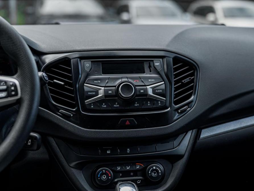 Lada (ВАЗ) Vesta I Санкт-Петербург  - изображение 7