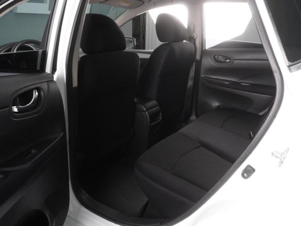 Nissan Tiida II с пробегом 2015 года, цена 1 098 000 рублей, 185117 км, хэтчбек, Автокод Объявления