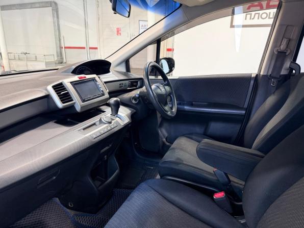 Honda Freed I Рестайлинг с пробегом 2012 года, цена 1 219 000 рублей, 176750 км, компактвэн, Автокод Объявления