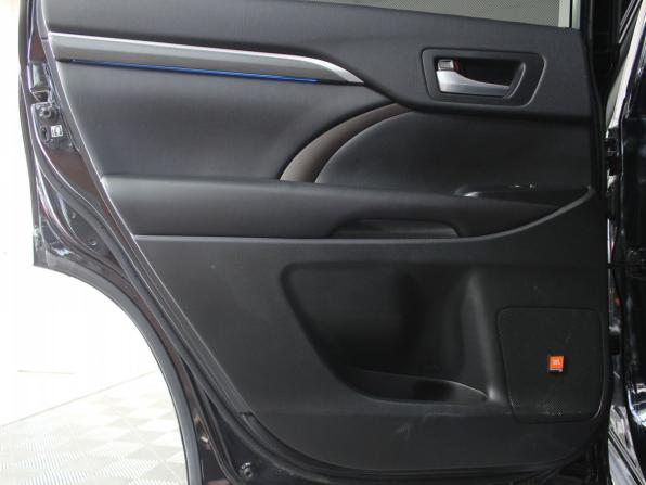 Toyota Highlander III (XU50) Рестайлинг с пробегом 2016 года, цена 4 070 000 рублей, 87601 км, внедорожник, Автокод Объявления