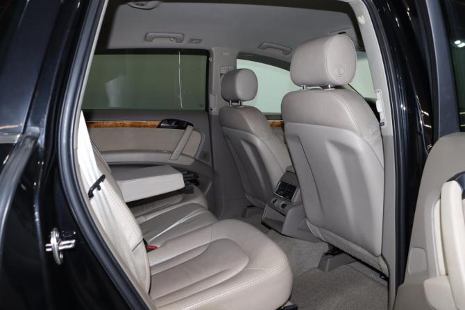 Audi Q7 I (4L) с пробегом 2008 года, цена 1 176 000 рублей, 330000 км, внедорожник, Автокод Объявления