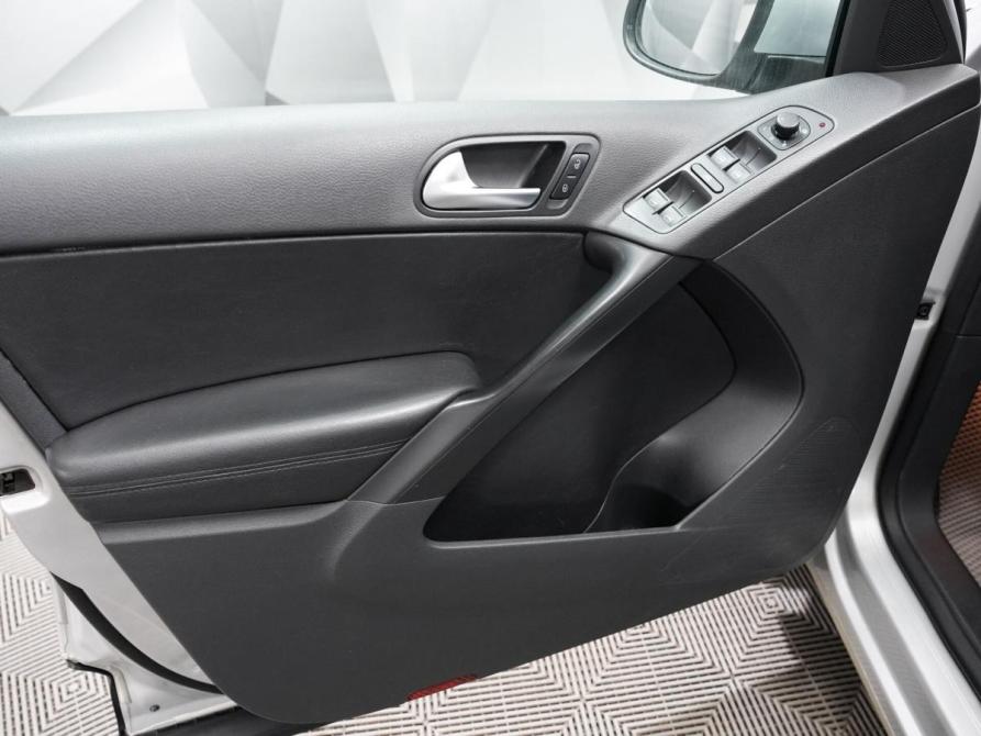 Volkswagen Tiguan I Рестайлинг Ульяновск  - изображение 15