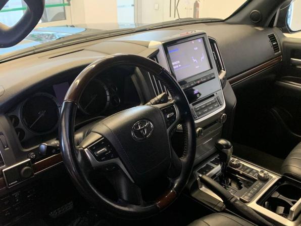 Toyota Land Cruiser 200 Series Рестайлинг 2 с пробегом 2020 года, цена 7 700 000 рублей, 183256 км, внедорожник, Автокод Объявления
