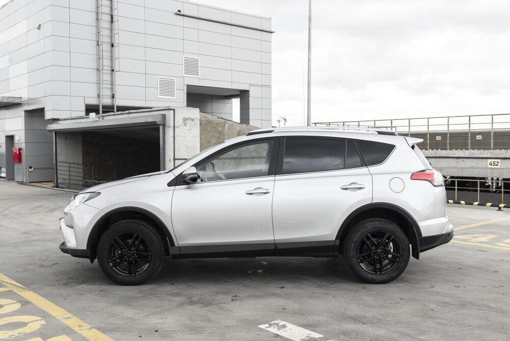 Toyota RAV4 IV (XA40) Рестайлинг Казань  - изображение 8