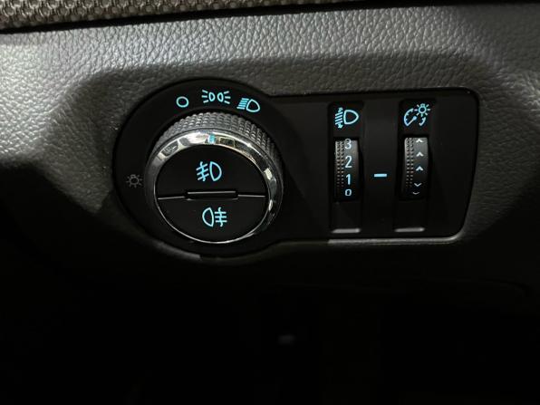 Chevrolet Cruze I Рестайлинг с пробегом 2012 года, цена 750 000 рублей, 184523 км, хэтчбек, Автокод Объявления
