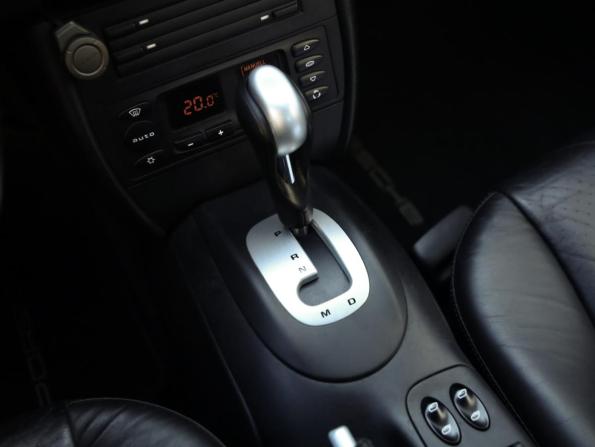 Porsche Boxster I (986) Рестайлинг с пробегом 2004 года, цена 2 900 000 рублей, 54710 км, родстер, Автокод Объявления