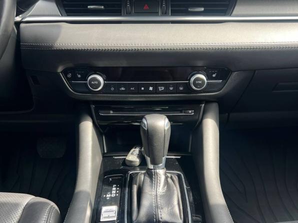 Mazda 6 III (GJ) Рестайлинг 2 с пробегом 2020 года, цена 2 499 000 рублей, 132000 км, седан, Автокод Объявления
