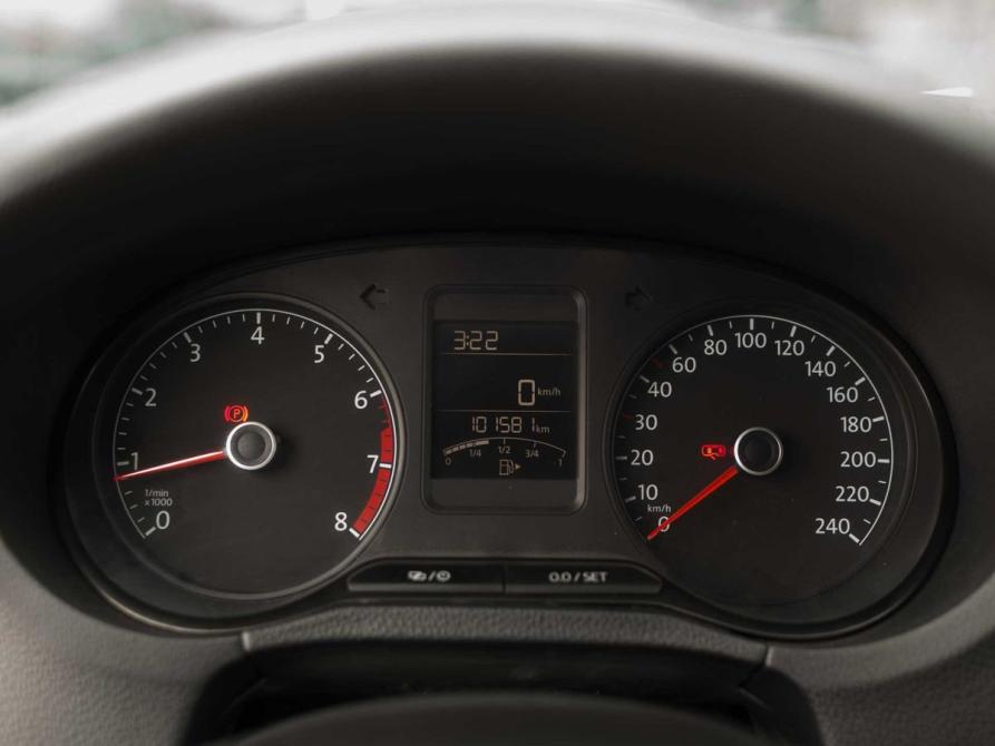 Volkswagen Polo V Рестайлинг Новосибирск  - изображение 12