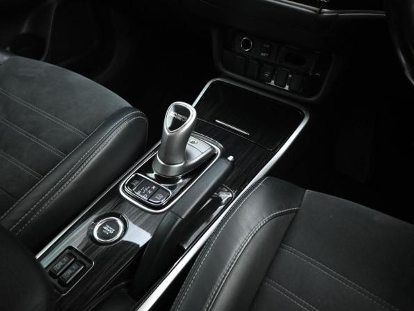 Mitsubishi Outlander III Рестайлинг 2 с пробегом 2015 года, цена 2 120 000 рублей, 192067 км, внедорожник, Автокод Объявления