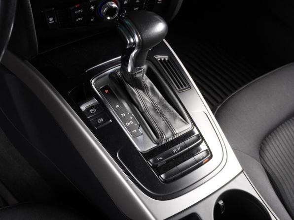 Audi A4 IV (B8) Рестайлинг с пробегом 2013 года, цена 1 445 000 рублей, 172098 км, седан, Автокод Объявления