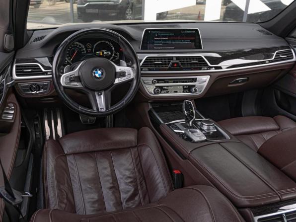 BMW 7 серии VI (G11/G12) с пробегом 2017 года, цена 5 450 000 рублей, 77224 км, седан, Автокод Объявления