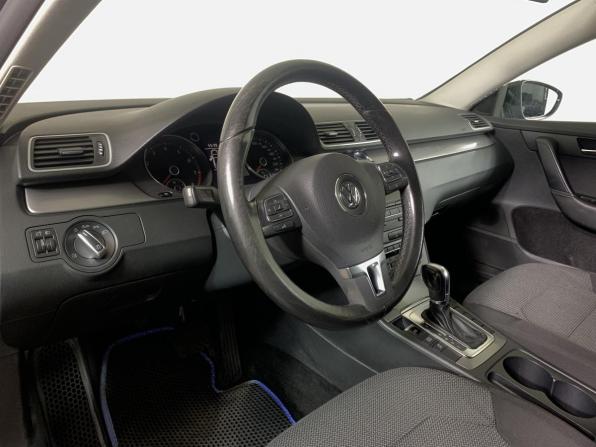 Volkswagen Passat B7 с пробегом 2011 года, цена 820 000 рублей, 228146 км, седан, Автокод Объявления