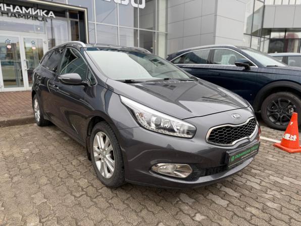 Kia Ceed II с пробегом 2014 года, цена 1 391 000 рублей, 90108 км, универсал, Автокод Объявления
