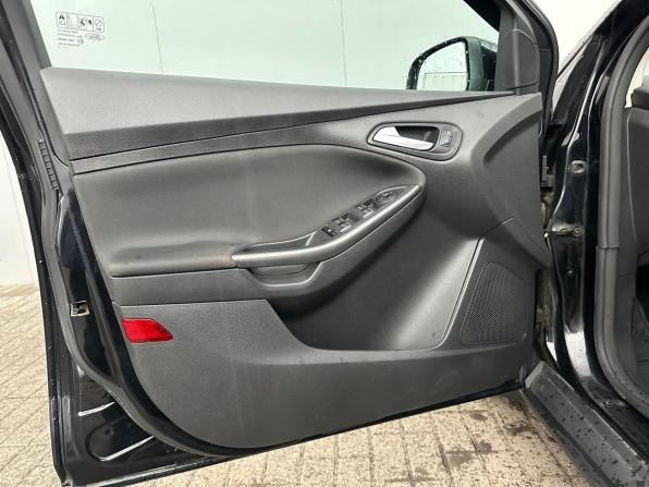 Ford Focus III Рестайлинг с пробегом 2017 года, цена 855 000 рублей, 149635 км, седан, Автокод Объявления