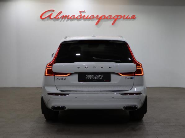 Volvo XC60 II с пробегом 2018 года, цена 3 390 000 рублей, 90807 км, внедорожник, Автокод Объявления