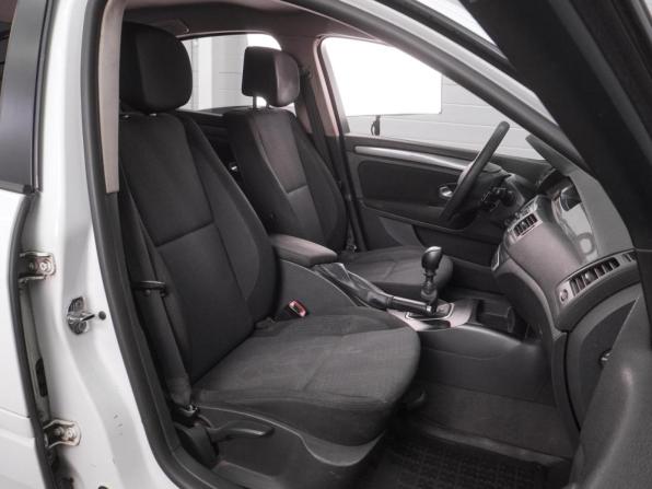 Renault Laguna III с пробегом 2009 года, цена 649 000 рублей, 319071 км, лифтбек, Автокод Объявления