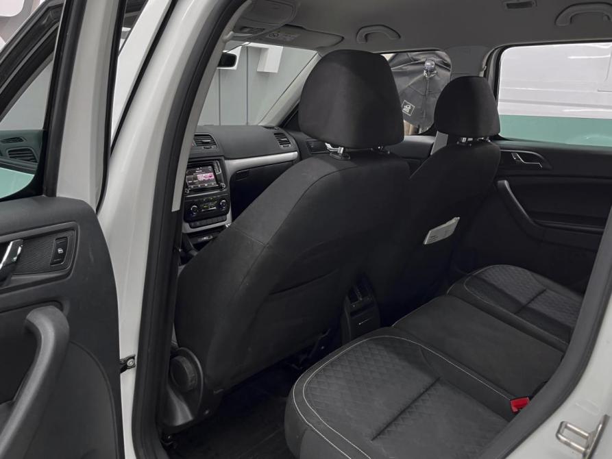 Skoda Yeti I Рестайлинг Ростов-на-Дону  - изображение 11
