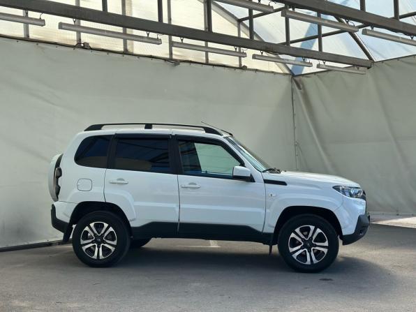 Lada (ВАЗ) Niva Travel I с пробегом 2025 года, цена 1 270 000 рублей, 18000 км, внедорожник, Автокод Объявления