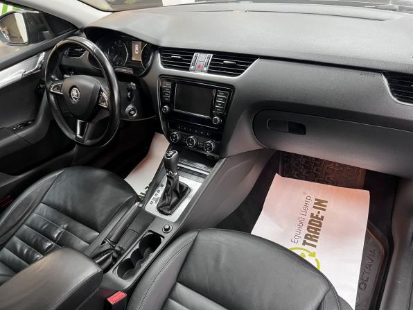 Skoda Octavia III (A7) с пробегом 2016 года, цена 1 645 000 рублей, 153441 км, лифтбек, Автокод Объявления