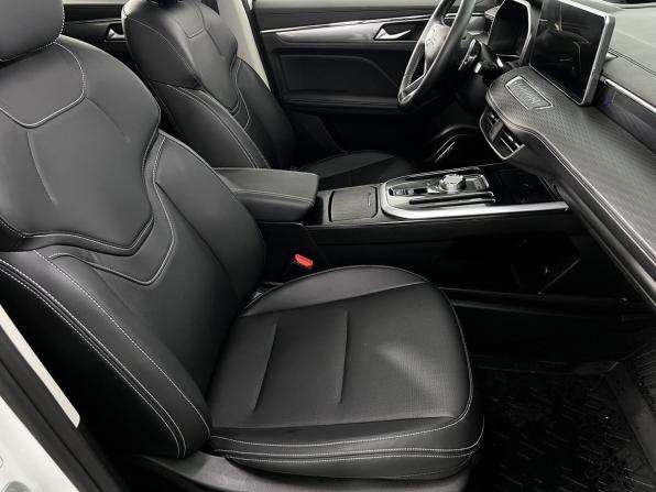 Haval Jolion I Рестайлинг с пробегом 2025 года, цена 2 520 000 рублей, 5000 км, внедорожник, Автокод Объявления