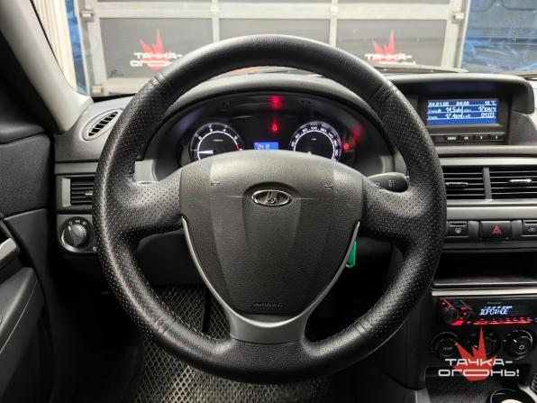 Lada (ВАЗ) Priora I Рестайлинг с пробегом 2015 года, цена 418 000 рублей, 176000 км, хэтчбек, Автокод Объявления